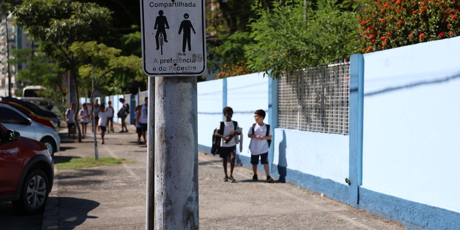 Brasil reduz pobreza, mas amplia desigualdades, mostra estudo